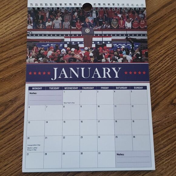 💥💥CLEARANCE!!💥💥Donald Trump "Making America Great Again" 2025 Wall Calendar - Picture 2 of 14